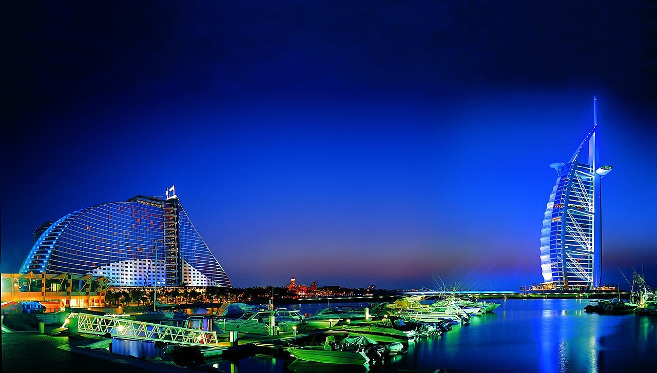 Photograph of Burj Al Arab on the Dubai coast